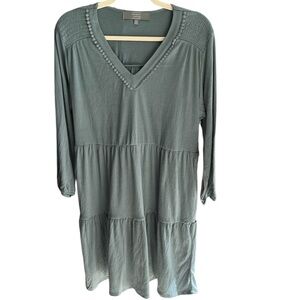 #2718 NWT BERKLEY JENSEN Sage Green V-Neck Mini